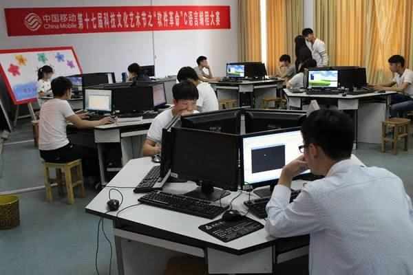 大學“單身率”最高的4個專業 男女比例失調，校園愛情去哪兒了？